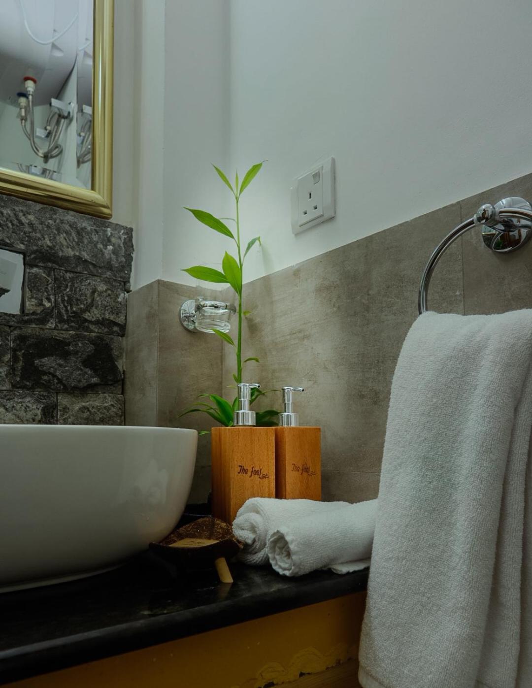 The Feel Luxury Boutique Hotel Ella Esterno foto